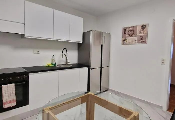 Lakeview With Self Check-in & Private Parking On Request *