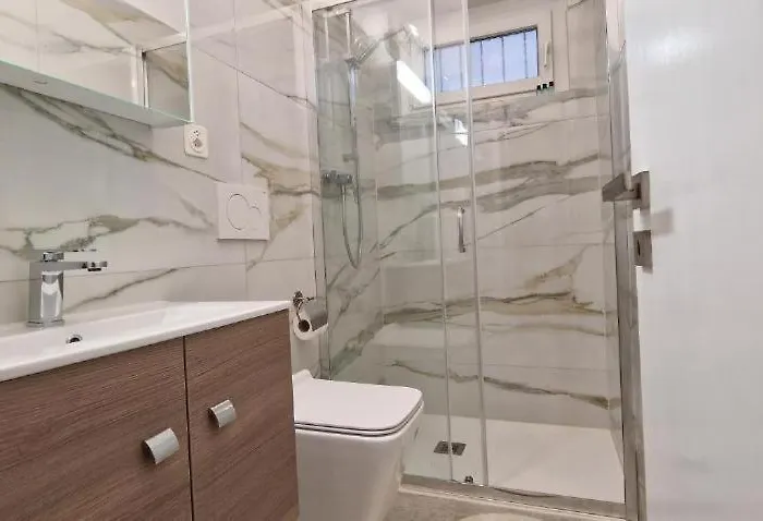 Lakeview With Self Check-in & Private Parking On Request *